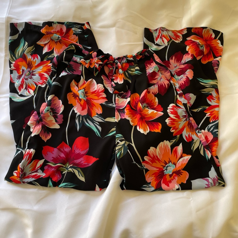 Black and red floral wide leg pants, size medium, excellent condition